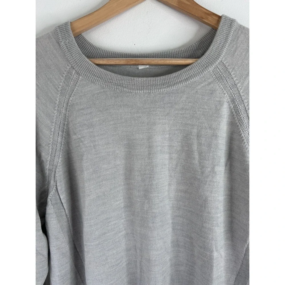 Lululemon Gray Merino Wool Blend‎ Crew Neck Sweater Womens M Athleisure Stretch